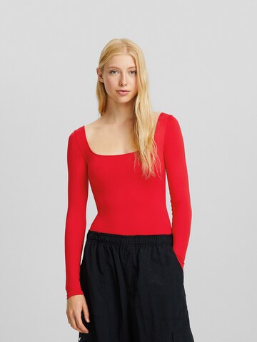 Bershka Shirt body in Rood: voorkant