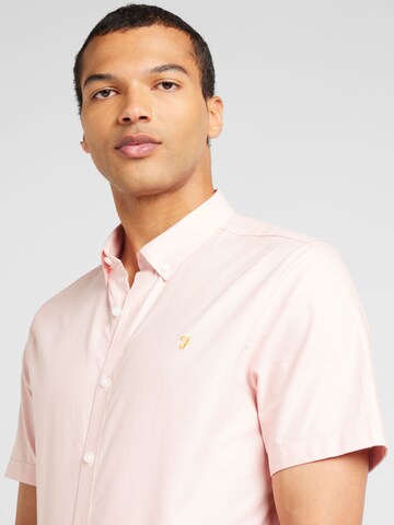FARAH - Ajuste estrecho Camisa 'BREWER' en rosa