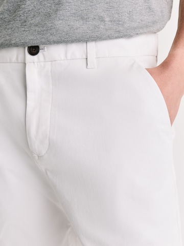 Next Slimfit Hose in Weiß