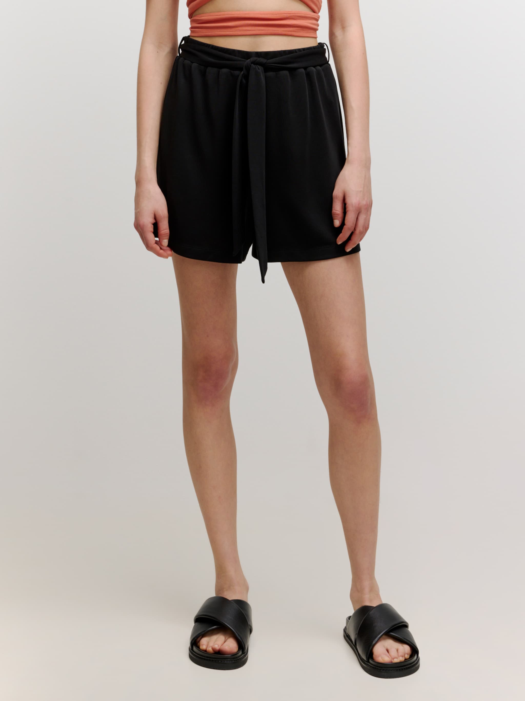 EDITED Produits Pantalon 'Zia' noir