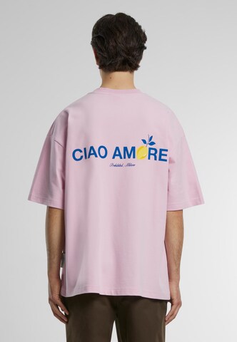 Tricou 'Ciao Amore' de la Prohibited pe roz: față