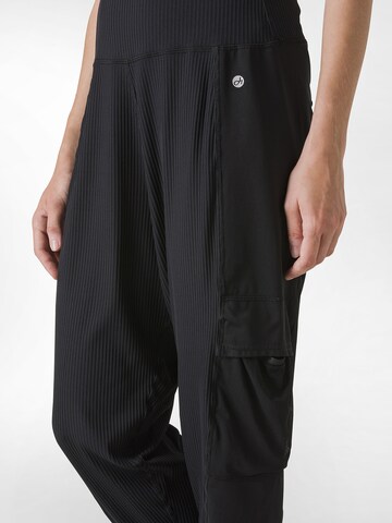 DEHA Tapered Sports trousers in Black
