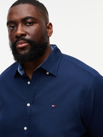 Tommy Hilfiger Big & Tall Comfort fit Koszula w kolorze niebieski