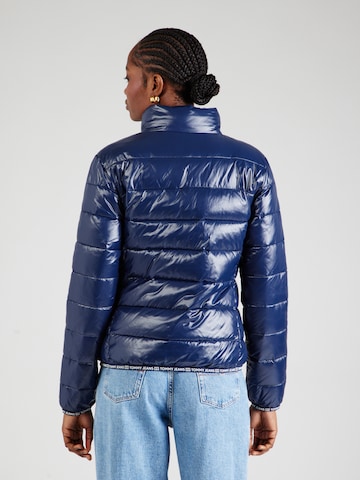 Tommy Jeans Tussenjas 'ESSENTIAL' in Blauw