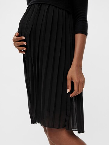 Robe 'Raina' MAMALICIOUS en noir