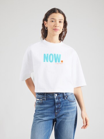 Tricou de la Calvin Klein Jeans pe alb: față