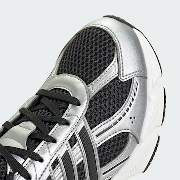 Baskets basses 'Technochaos 2000' ADIDAS SPORTSWEAR en noir