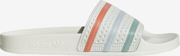 ADIDAS ORIGINALS Pantolette 'Adilette' in Weiß