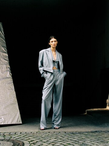 RÆRE by Lorena Rae Loose fit Pleat-front trousers 'Donia' in Grey