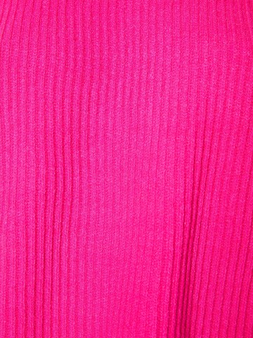 Pulover de la Bershka pe roz
