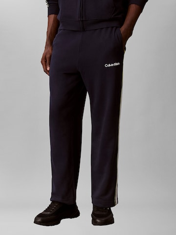 Calvin Klein Tapered Hose in Blau: Vorderseite