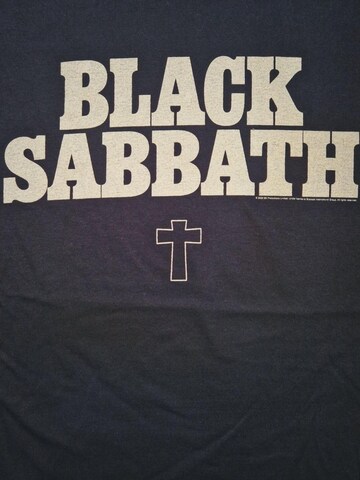 BLACK SABBATH Sweatshirt 'Black Sabbath Logo Hoodie' i svart