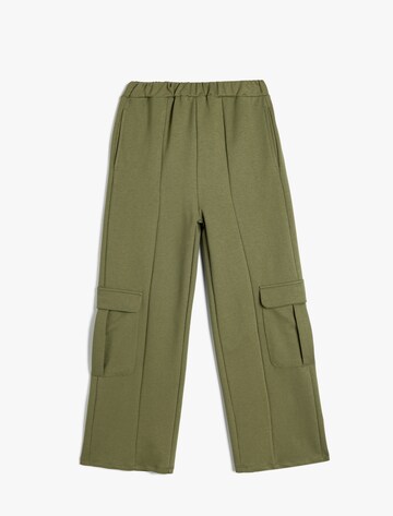 Koton Wide leg Trousers in Green: front