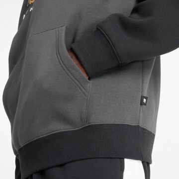 new balance Sweatshirt in Grey