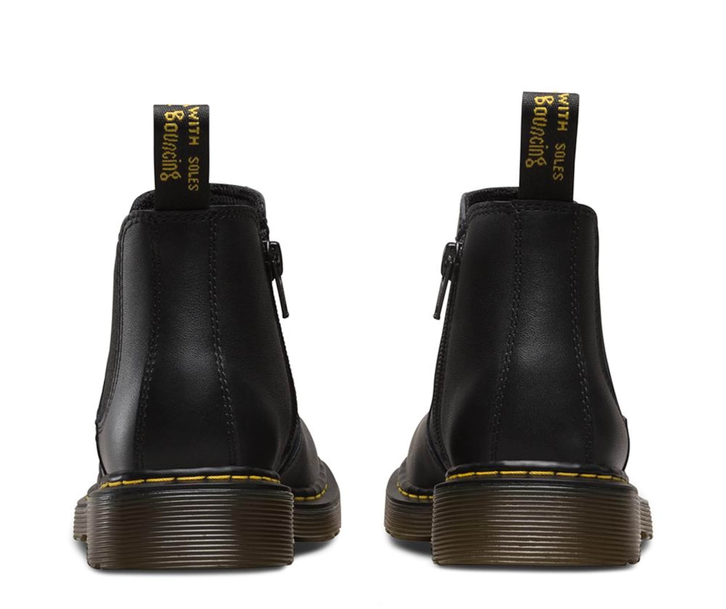 Cizme de la Dr. Martens pe negru