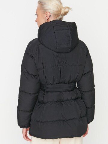 Veste d’hiver Trendyol en noir
