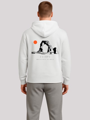 Sweat-shirt 'Escape Discover the World Savannah' F4NT4STIC en blanc
