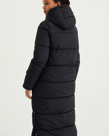 WE Fashion Winter Coat in Black