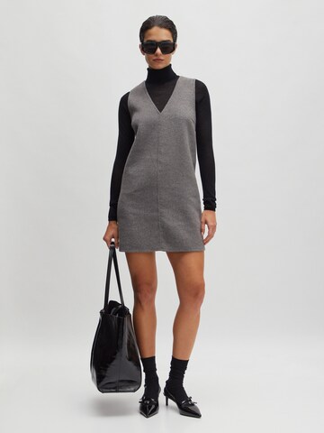 Robe 'Xristina' EDITED en gris