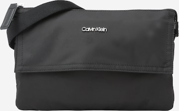 melns Calvin Klein Pleca soma: no priekšpuses