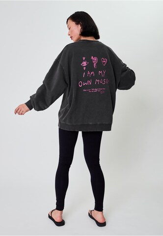 OH APRIL Sweatshirt 'Muse' in Grey