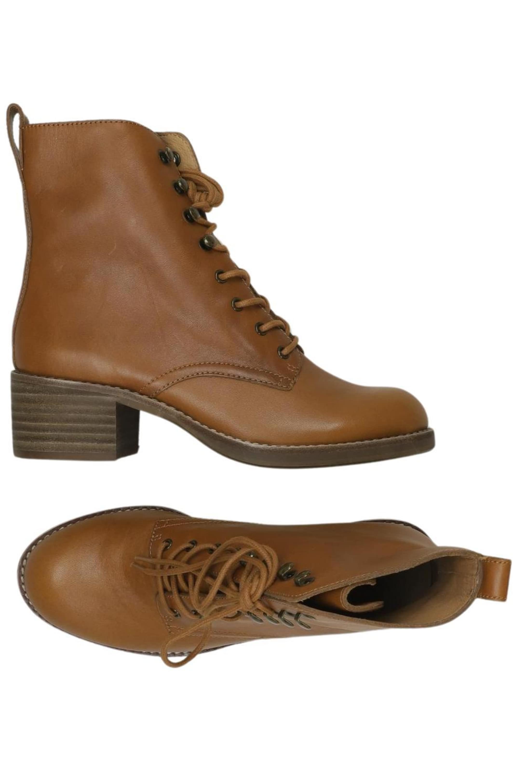 Madewell Dress Boots in 36 in Brown: front