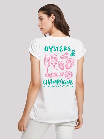 T-shirt 'Oysters And Champagne' F4NT4STIC en blanc : devant