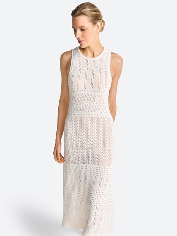 Rich & Royal - Vestido em branco: frente