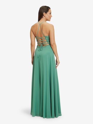 Robe de soirée Vera Mont en vert