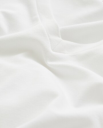 T-shirt WE Fashion en blanc