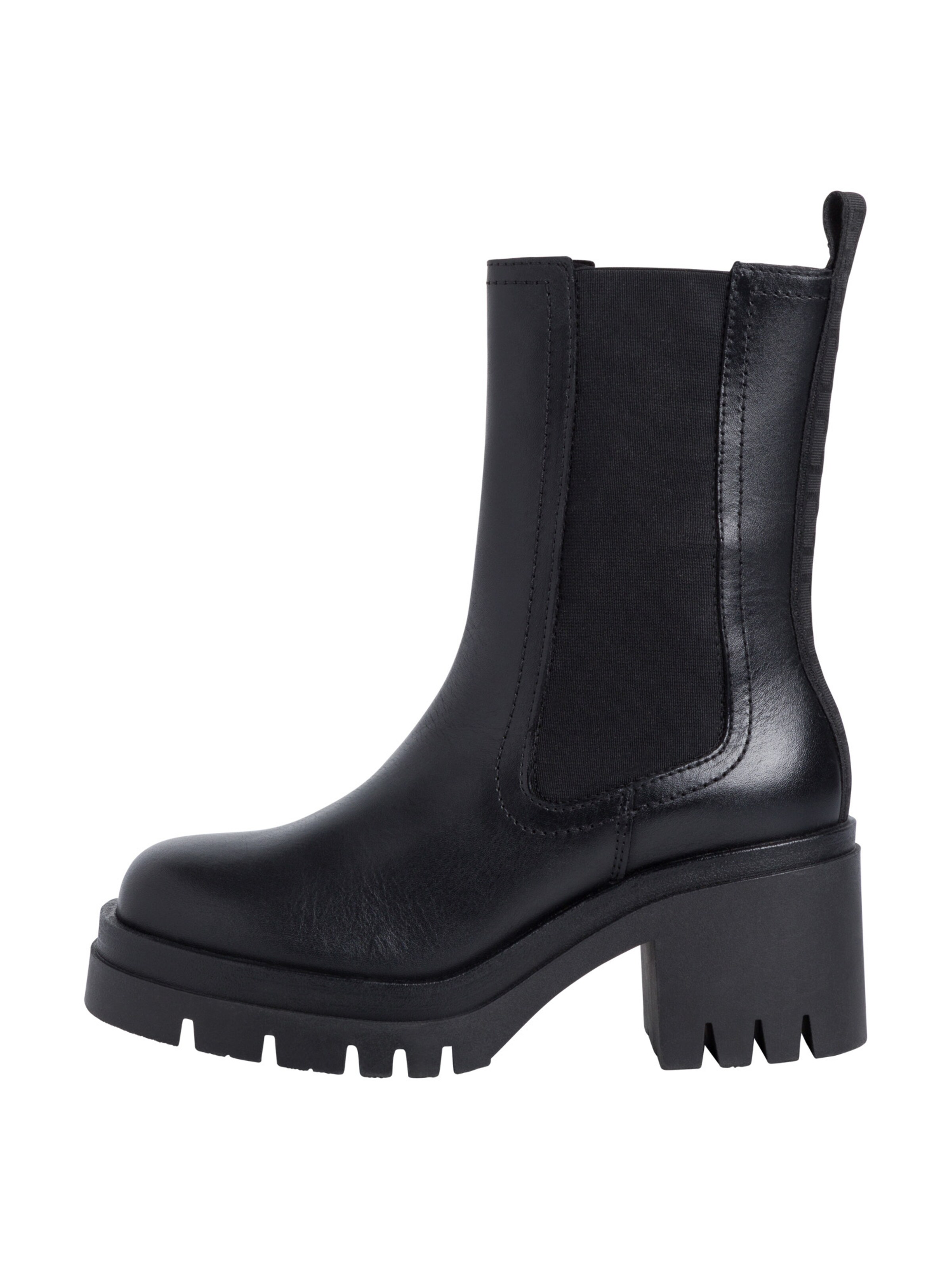 Tamaris Chelsea boots in Black