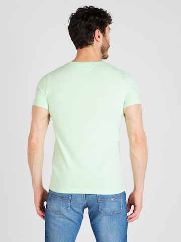 TOMMY HILFIGER Slim fit T-shirt i grön