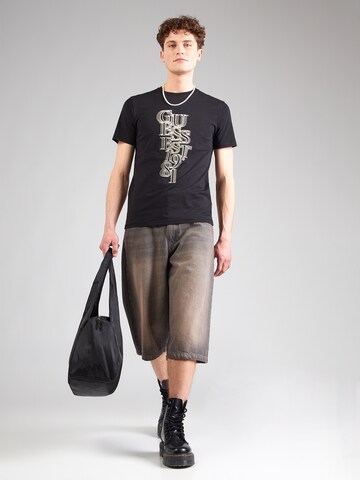 GUESS - Camiseta en negro