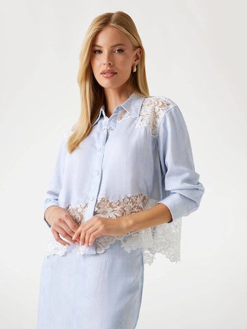 GUESS Bluse in Blau: Vorderseite
