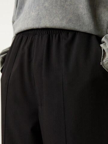 Pull&Bear Loosefit Broek in Zwart