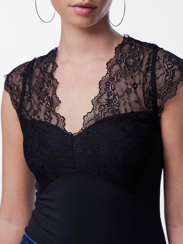 PIECES Shirt body in Zwart