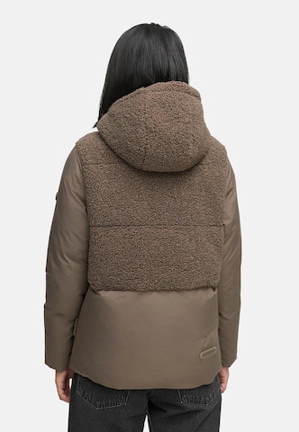 Veste d’hiver 'Sheeta 16' MARIKOO en marron