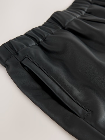 Regular Pantalon Next en noir
