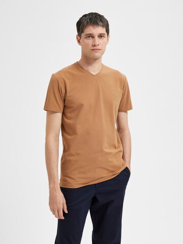 SELECTED HOMME Shirt in Brown: front