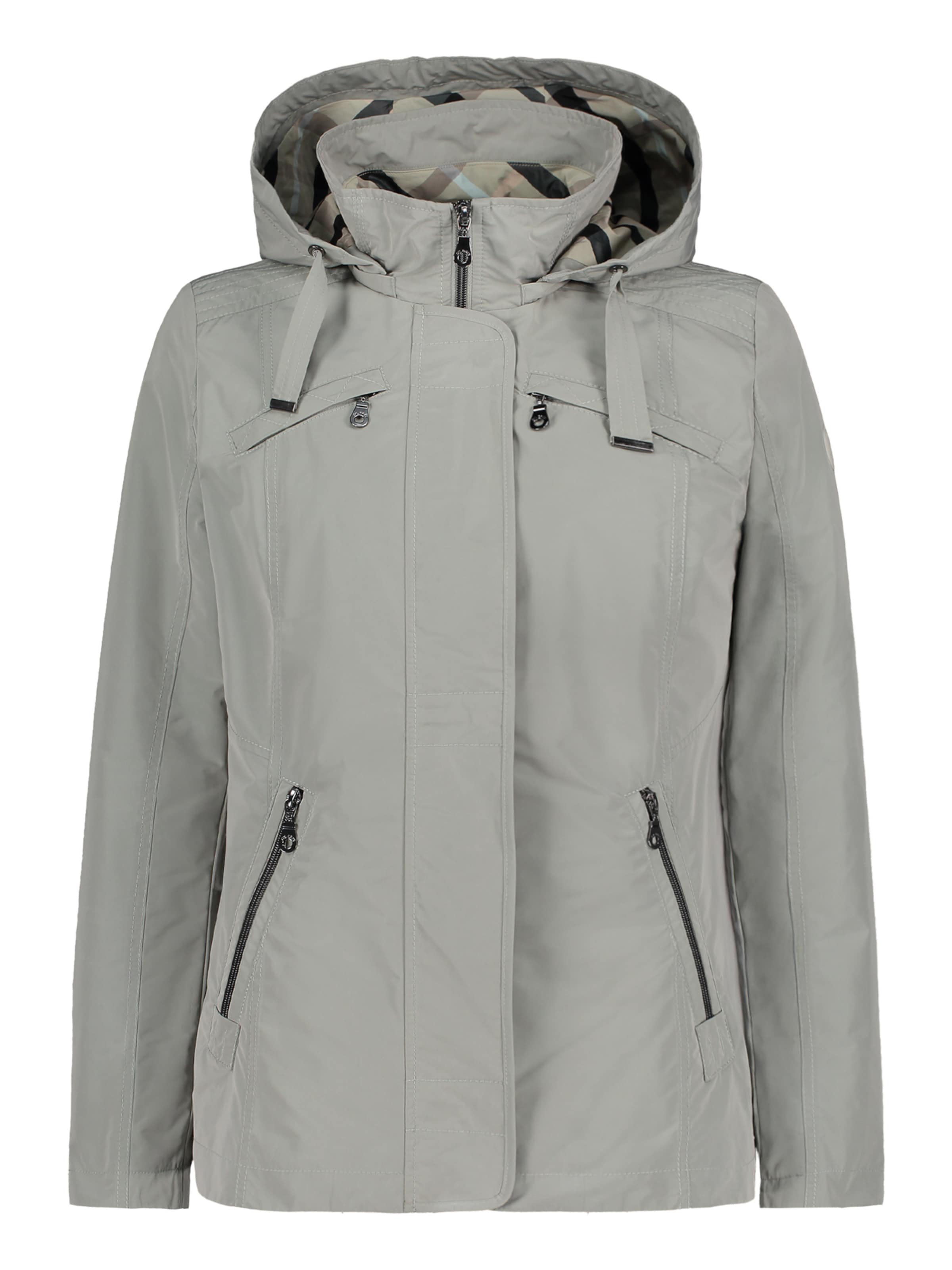 GIL BRET Between-Season Jacket in Grey: front