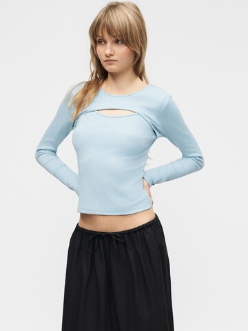 Tricou de la GAP pe albastru