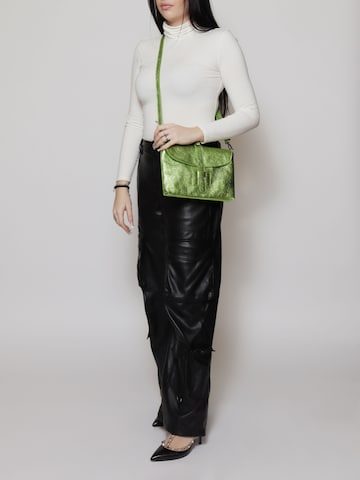 Pochette 'Pochette Donna Vera Pelle Laminato - Tracolla Regolabile' di Viola Castellani in verde