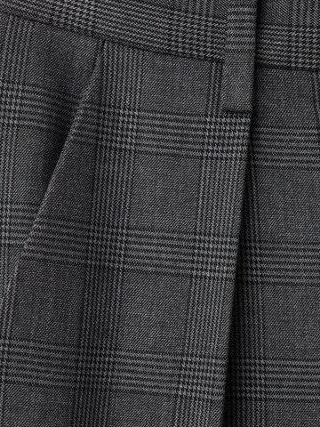Wide Leg Pantalon à pince 'TERIYAKI' MANGO en gris