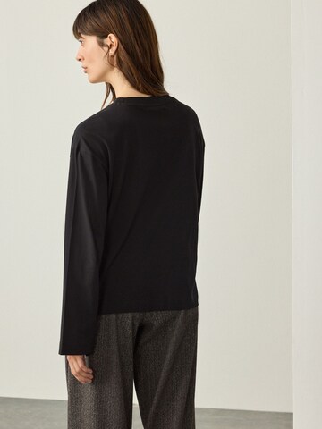 Next - Camisa em preto