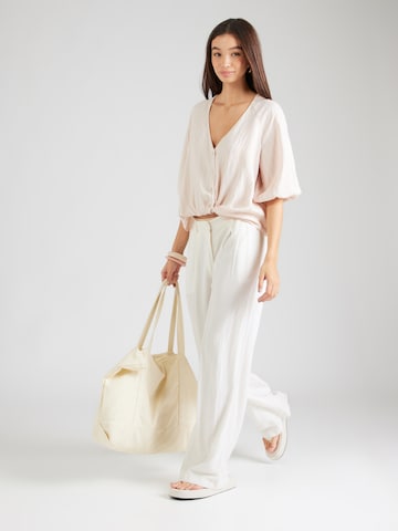 Bluză 'Darina' de la ABOUT YOU pe roz