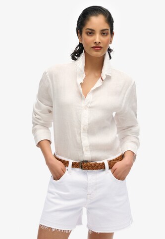 Superdry Regular Trousers in White: front