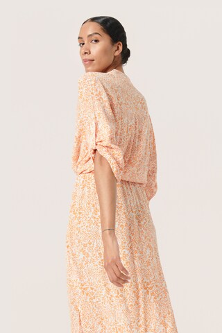 Robe 'Zaya' SOAKED IN LUXURY en orange