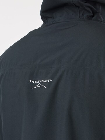 SWEDEMOUNT - Chaqueta funcional 'Abisko' en negro