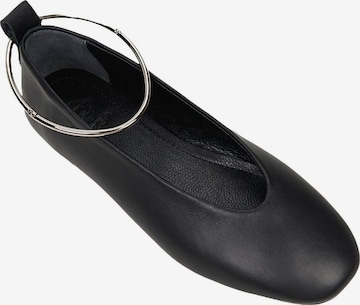 Desa Ballerina 'Ballerinen' in Schwarz: Vorderseite