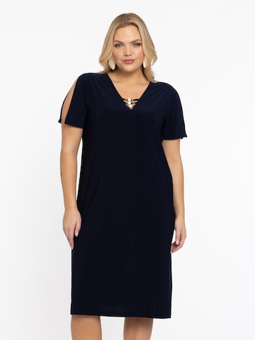 Yoek Dress in Blue: front